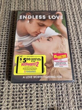 Universal Endless Love DVD Back Cover with Green Accent